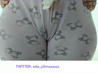 CAMELTOE- MASTURBATION IN PAJAMAS- TURKISH MILF- TURKISH PORN