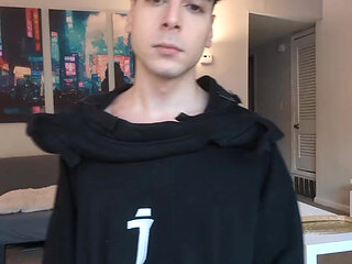 TikTok boy stripping, dancing, dwerking