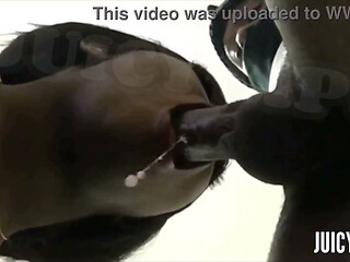 Juicy Lips Slurps His Dick so Sloppy He Nut!!! in Her Mouth