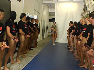 Ggg John Thompson - Deepthroat Totally in Gangbang