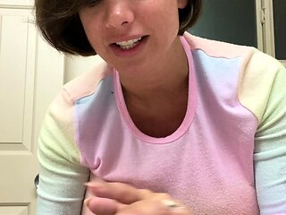 Leann amateur beautiful brunette with big boobs