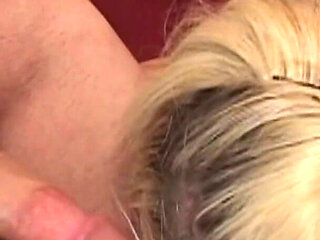 Fayth Deluca Passionate About Masturbating a Penis