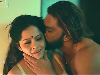 Mature latina shares intense homemade pleasure with passionate heat