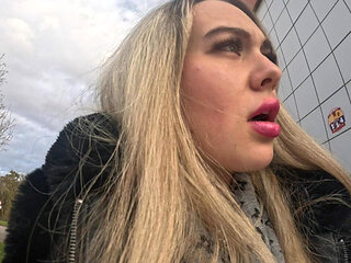 My Hottest Piss in the Public Toilet!