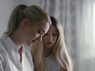 Sweet Heart Video - Cute Teens Kenzie Reeves & Anny Aurora