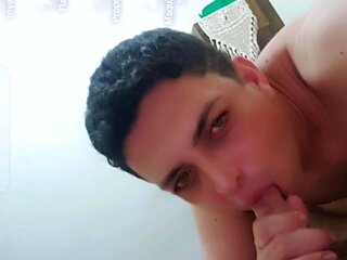 Garoto de programa fazendo anal e boquete