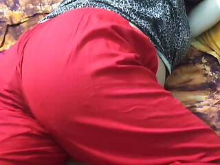 Stepsister Seduce By - wants his