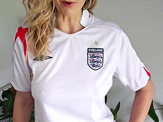 Juvenile british sweetheart solo masturbation