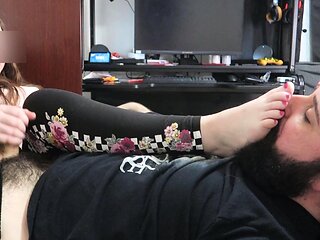 Amateur porn Gives Us Some Foot Fetish Aurora
