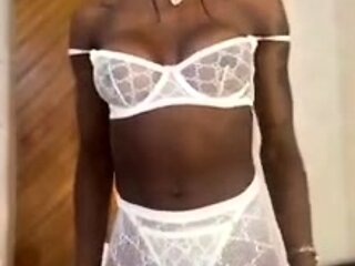 Brunette Solo Webcam Masturbation