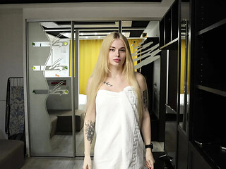 Blonde Beauty VladaMais Gets Face Fucked After Windows Reinstall