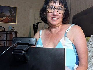 Stepson Found Stepmom Live on New Cam Site