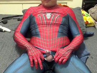 Fat Spider Draws by Drawing in the Red Center
