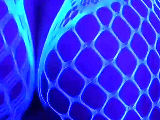 MILF Twerking Tease: Big Booty Bouncing - Jane Cane