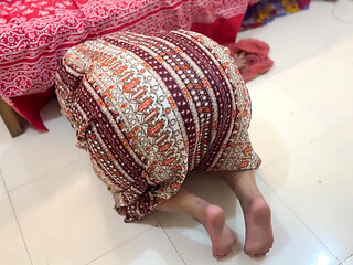 Big Ass Egyptian Hot Maid Stuck Under Bed & Naked Her Ass