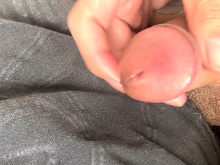 i was so horny i was pissing precum