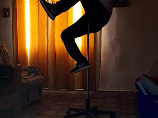 Daeros's doing for fans pole dance