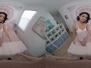 Naughty girlfriends: Hazel Heart