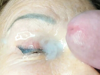 Mature MILF Tania Takes Huge Face Cum Load in Her Eye - Extreme Close Up