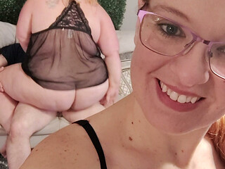 Cuckquean Selfie - Wife Watches and Films Herself Being Cucked by Younger Cute BBW Girl