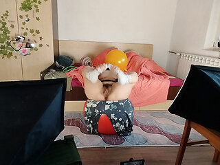 Amateur MILF does naked yoga, hairy pussy, big ass, big tits. Amateur massage with vibrator, naked brunette.