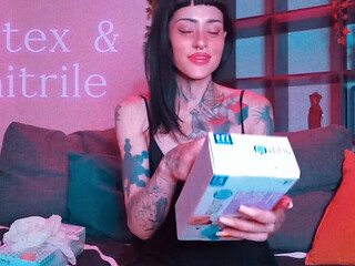 LATEX GLOVES NITRILE GLOVES YOUR ITALIAN GODDESS