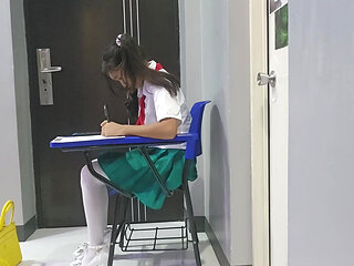 Desperate Student Pee