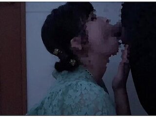 Female College Student Nutsblowjob Massage & Sperm Spilled From Mouth