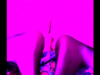 Dildo riding in black nylons gets cum on feet!
