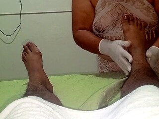 Massage rooms, pajas, handjob latex gloves