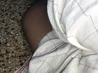 Bhabhi pussy with dildo fucking in office