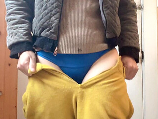 Piss Pusy Hairy Pissing Nice Dirty Asian Girl