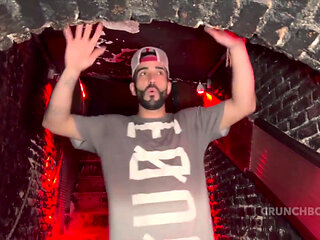 Alec Loob used raw by Daniel Baroso