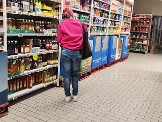 Crazy Rebeca Addams in Jeans Buttcrack at the Supermarket