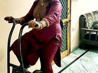 Indian Desi bhabhi fuking gym boy'_s