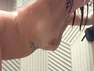 I Fuck My Stepdad in the Shower and Swallow His Cum!