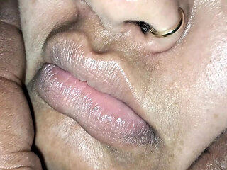 NCR desi bhabhiji want to lick