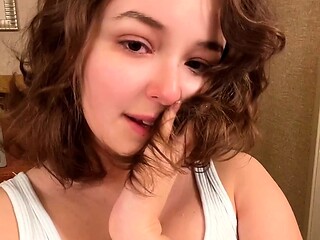 Masturbating Sexy Webcam Babe Big Boobs Webcam Solo