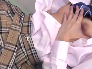 Vice of the Class Rep. Mahiro Reveals the Secret Side She Kept From Everyone - Episode4