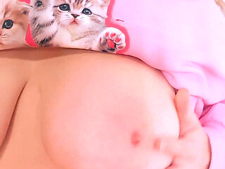 Curvy MILF with a Big Ass Checks How Rubbing Against the Desk Warms up Her Hairy Pussy.