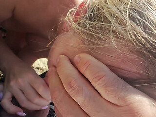 Outdoor Blowjob in Nature