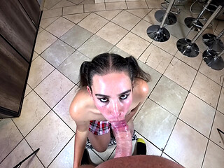 Stepdaughter Gives Blowjob for Daddy for Fathers Day, Cum Facial