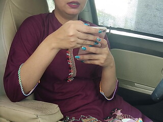 Desi HD Sex Video of Shy Girl Hard Fucked by boyfriend in video call in car outdoor Hindi audio