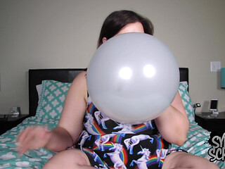 Smoke Blowing & Pop - HD Wmv