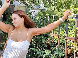 Hot MILF meets sexy stranger for some fun