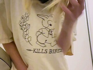 CLOSE UP OF TEENS PARADISE