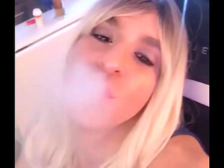 Other than crossdressing, vaping &amp_ gaming are my two favorite hobbies!Who else is out there is a sissy, a femboy, or ...