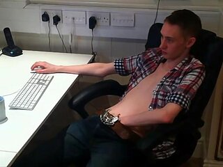 Porn Loving Ashton Wanks - Ashton Bradley