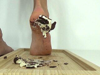 I Trample the Cottage Cheese with My Beautiful Feet