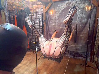 Part 2:- Kitty's treat request from a fan for Lanista to do. Banana in bum, chocolate dildo in fanny!